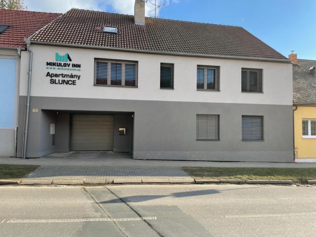 Mikulov Inn - Apartments Slunce Экстерьер фото