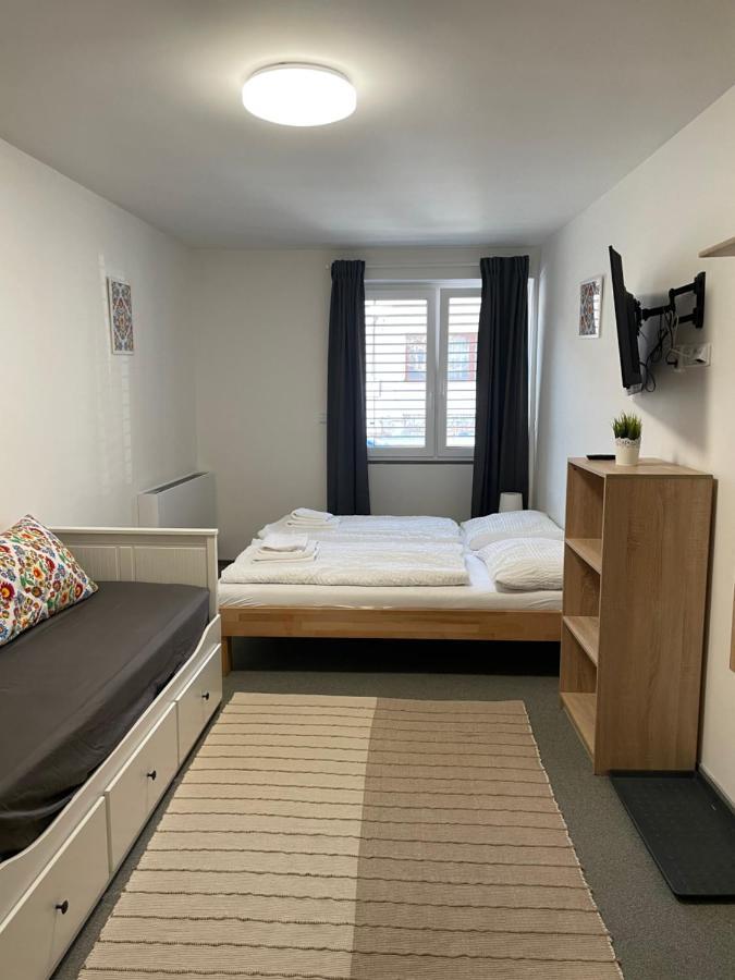 Mikulov Inn - Apartments Slunce Экстерьер фото