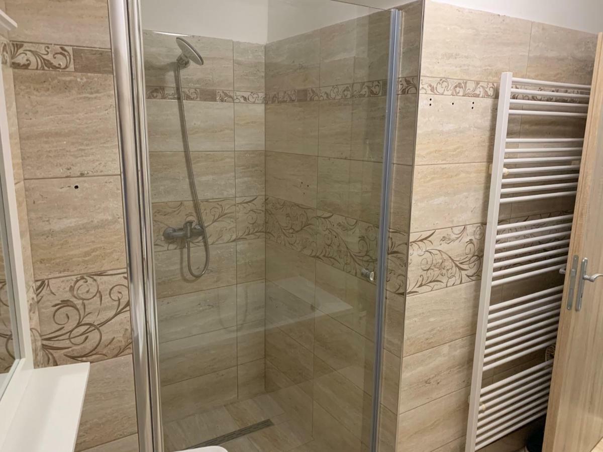 Mikulov Inn - Apartments Slunce Экстерьер фото