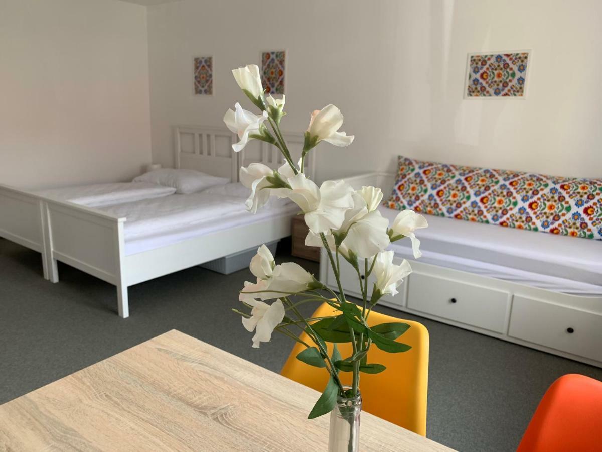 Mikulov Inn - Apartments Slunce Экстерьер фото